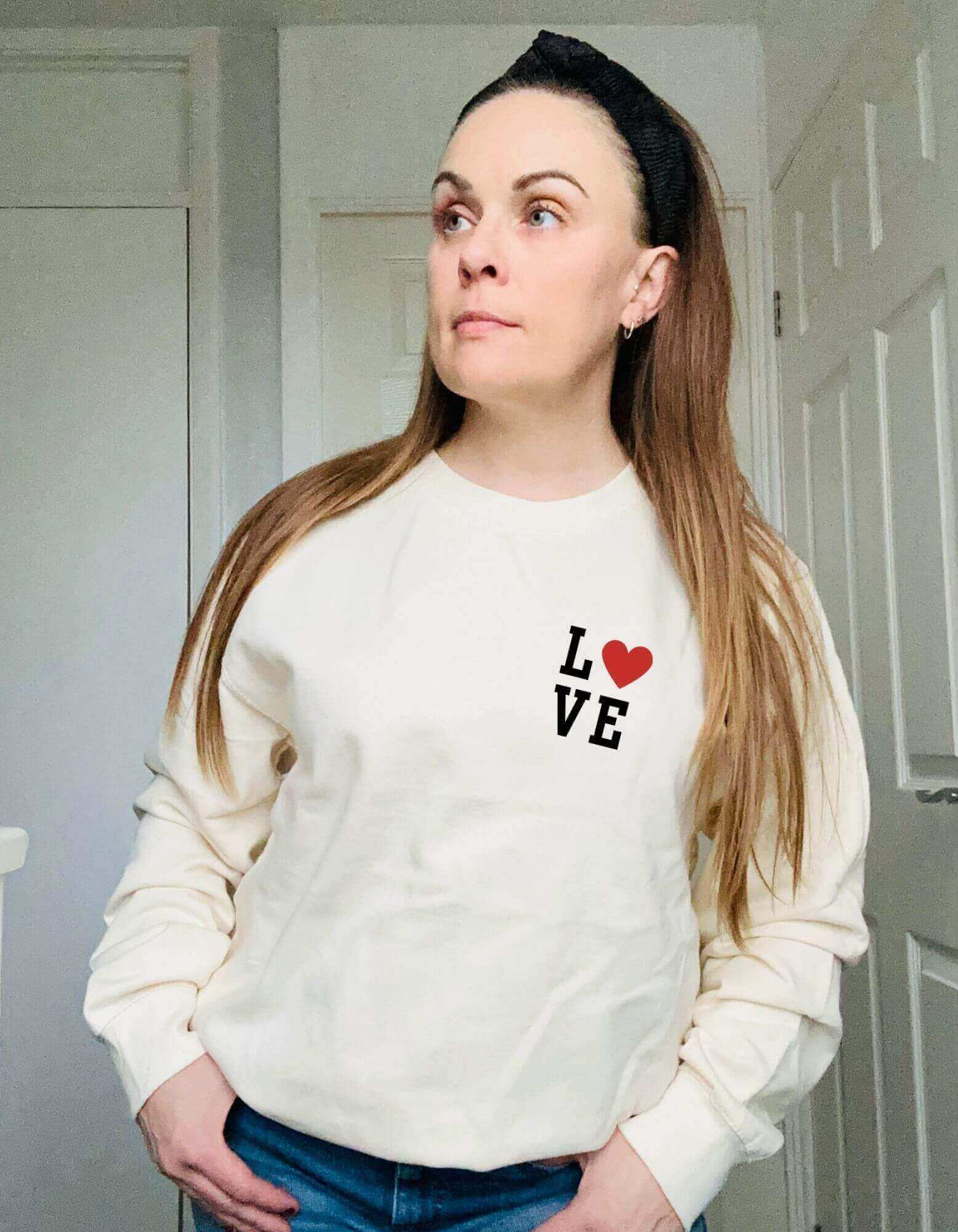 Crew neck sweater with Love logo design Houseofscarlett